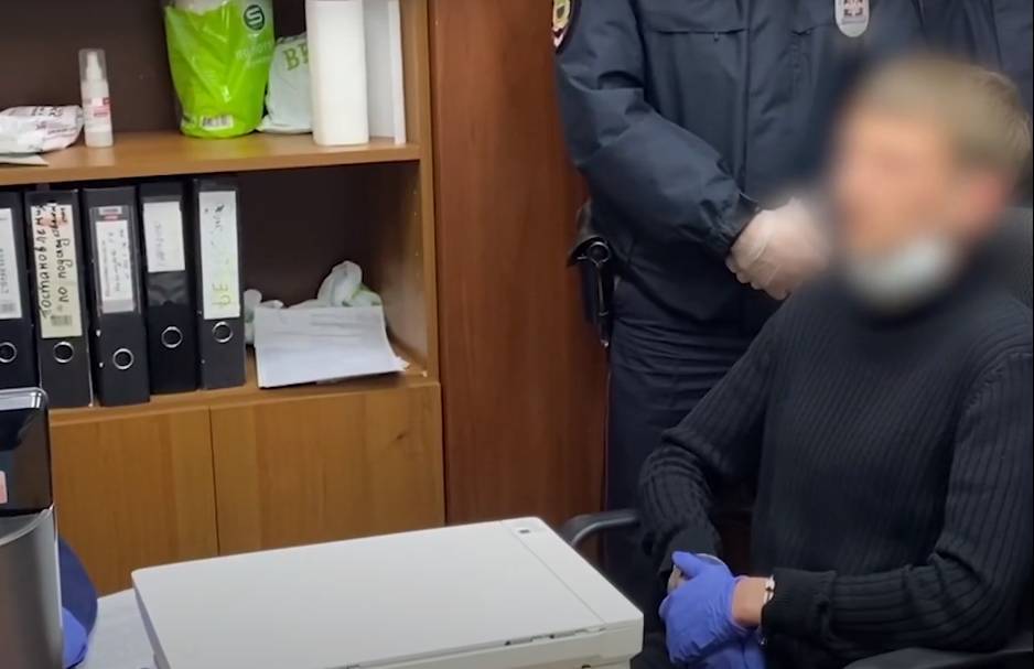 Захвативший заложников в московском банке признал вину - vm.ru - Россия