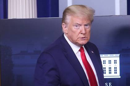 Дональд Трамп - США выделили более миллиарда долларов на создание вакцины от коронавируса - lenta.ru - США - Washington