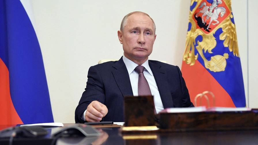 Владимир Путин - Валерий Федоров - ВЦИОМ прокомментировал публикацию Bloomberg о рейтинге Путина - gazeta.ru - Россия