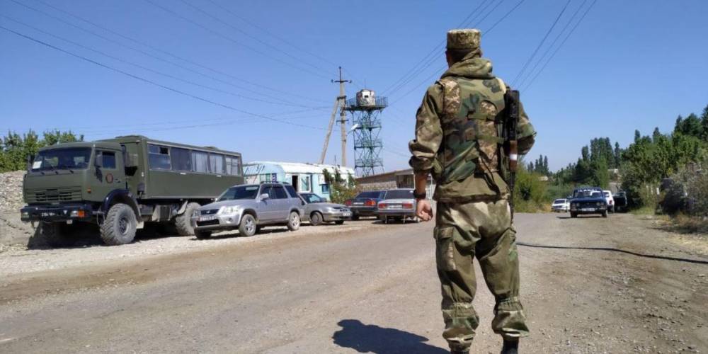 На границе Киргизии и Таджикистана произошла перестрелка между пограничниками - ruposters.ru - Киргизия - Таджикистан - Бишкек