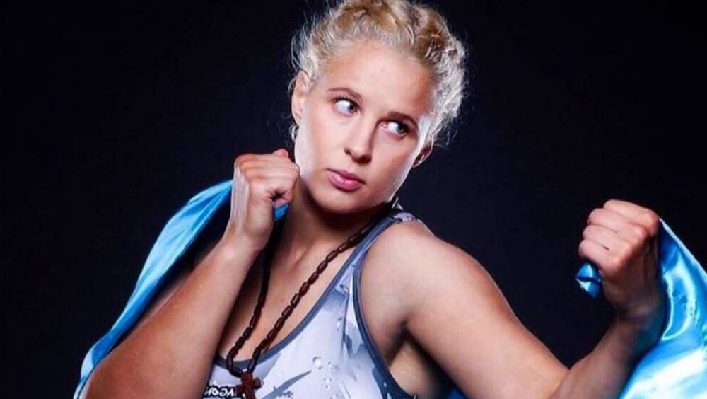 Василий Ломаченко - Александр Усик - Янина Соколова - Одесская спортсменка после скандала с Усиком назвала жизнь на Украине «дичайшим ужасом» - riafan.ru - Украина - Киев