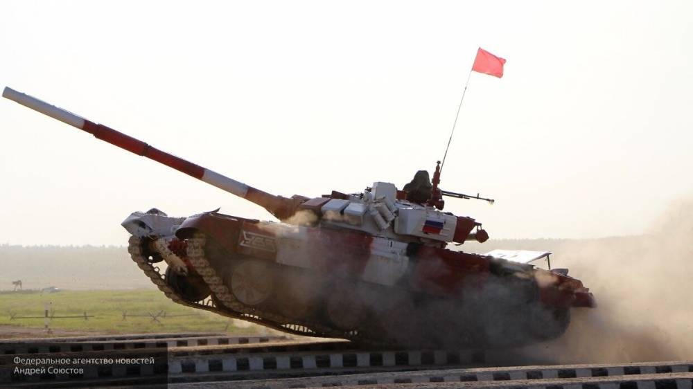 Войска ЗВО примут на вооружение более сотни модернизированных танков Т-72Б3М - politros.com - Россия