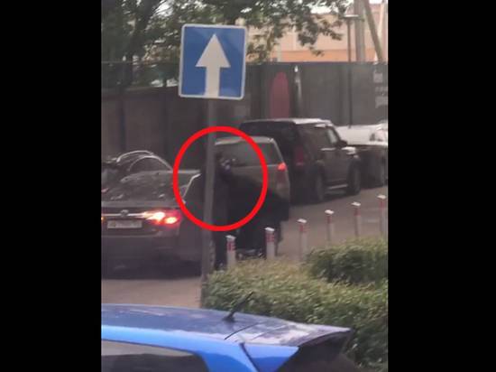 На юге Москвы произошла разборка со стрельбой: один человек ранен - newtvnews.ru - Москва