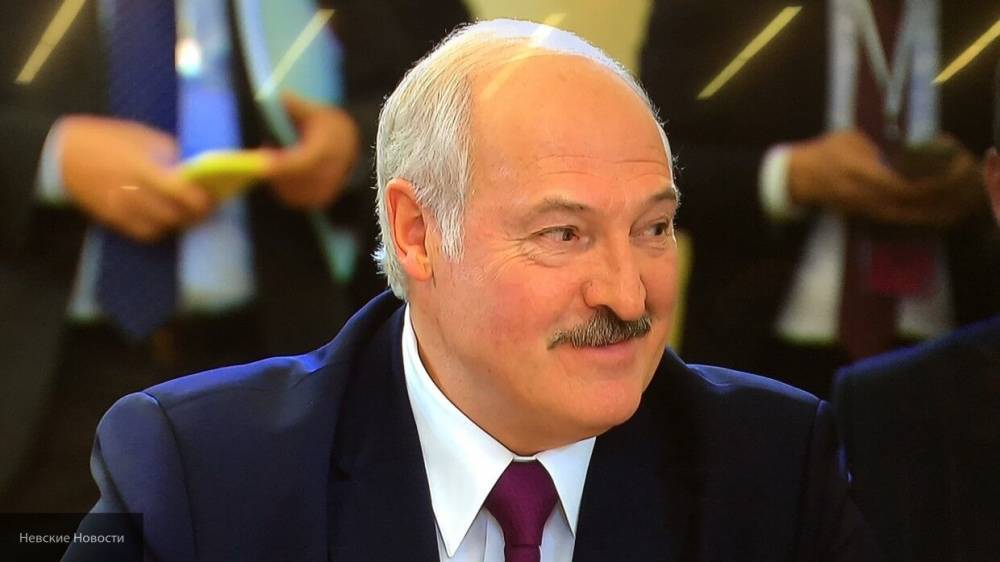 Александр Лукашенко - Си Цзиньпин - Лукашенко намерен обсудить с Си Цзиньпином зависимость от Китая в ракетостроении - polit.info - Китай - Белоруссия - Минск
