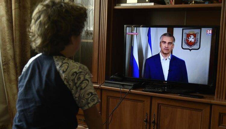 Сергей Аксенов - Аксёнов поручил готовиться к продлению дистанционного обучения в Крыму - newtvnews.ru - Крым