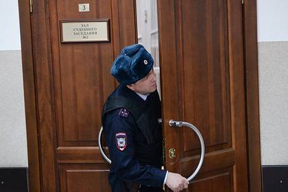 Российской учительнице вынесли приговор за секс со старшеклассником - lenta.ru - Россия - Астрахань