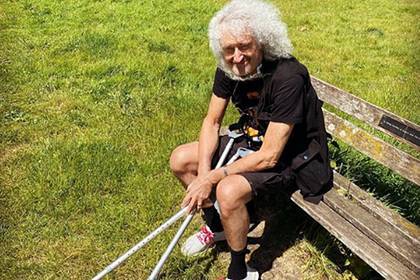 Брайан Мэй - Гитарист Queen рассказал о последствиях от «разорванной в клочья» ягодицы - lenta.ru