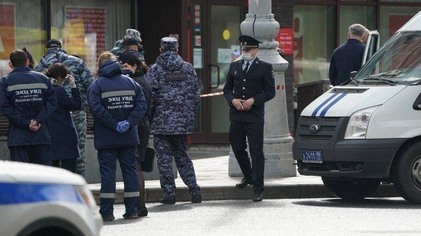 Юлия Иванова - Алексей Барышников - Фаната Бузовой, захватившего заложников в «Альфа-банке», арестовали на два месяца - 5-tv.ru - Москва - Россия