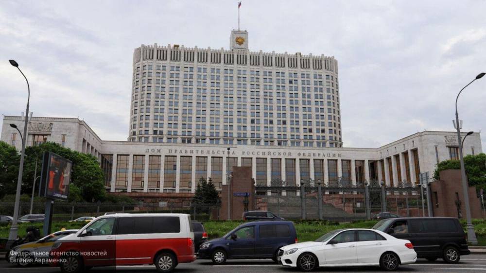 Правительство РФ не поддержало снижение возраста выплаты надбавки к пенсии - polit.info - Россия