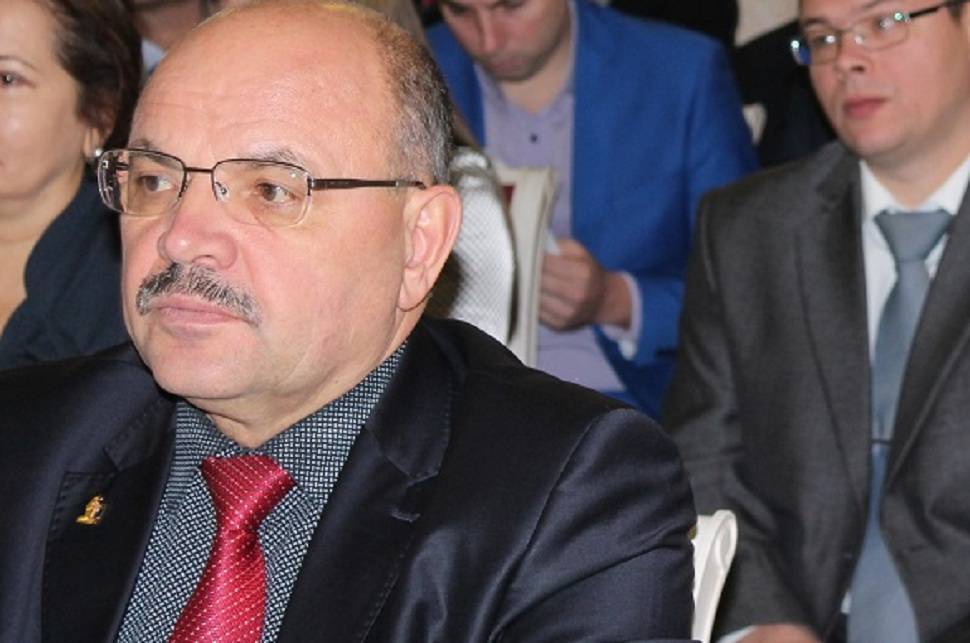Экс-глава Минздрава Пензенской области получил три года колонии по обвинению в изнасиловании врача - theins.ru - Пензенская обл. - Сосновоборск