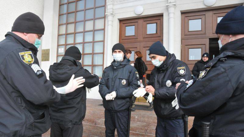 В Украине расформирован отдел полиции, сотрудника которого подозревают в изнасиловании - golos-ameriki.ru - Украина - Киев