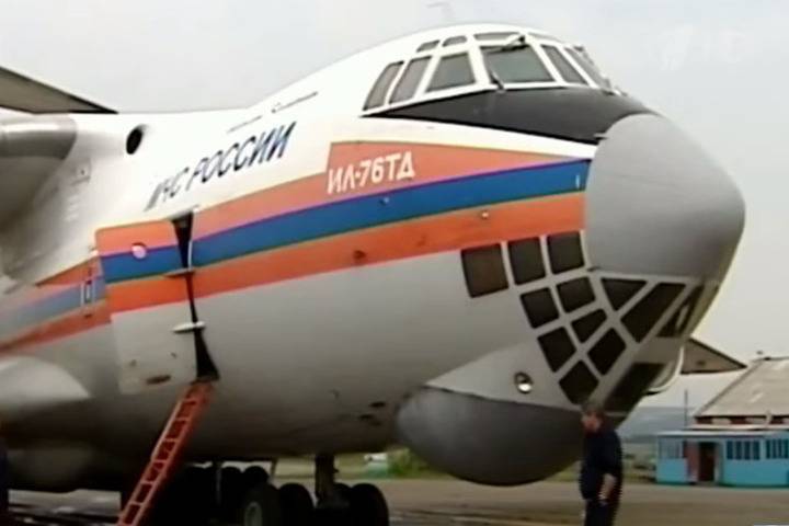 Счетная палата: авиация МЧС совершает много коммерческих рейсов - mk.ru - Россия