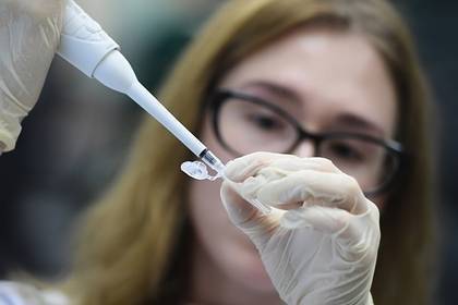 Ринат Максютов - Определен срок начала клинических испытаний российской вакцины от коронавируса - lenta.ru