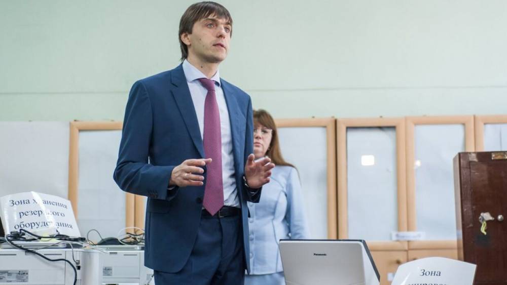 Сергей Кравцов - Министр просвещения выступил против платного школьного образования в России - riafan.ru - Москва - Россия