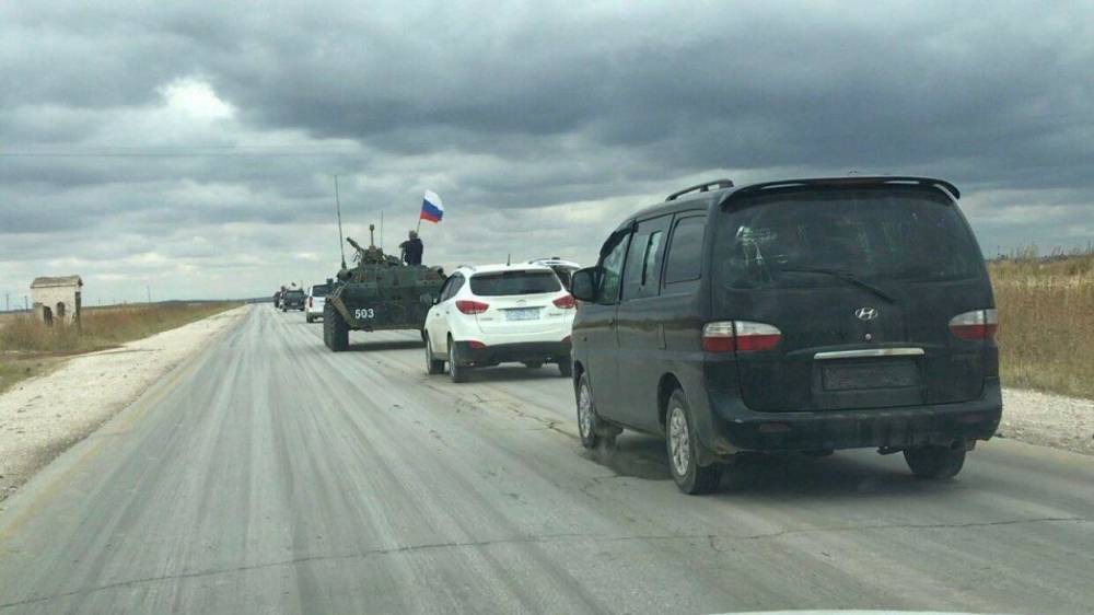 Жители Сирии поблагодарили Россию за возможность движения по трассе М4 - riafan.ru - Россия - Сирия - Дамаск
