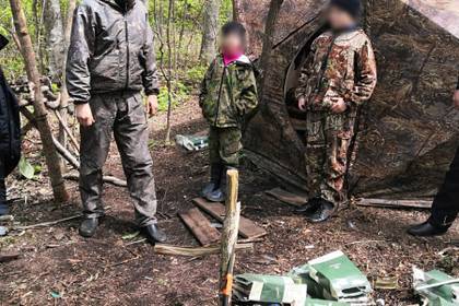 Убежавшего от коронавируса в лес отца с детьми захотели лишить родительских прав - lenta.ru - Приморье край