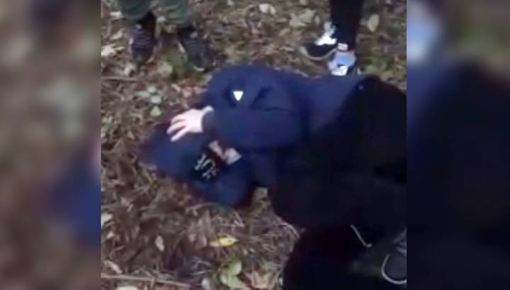 16-летняя девочка получила два года за вымогательство и избиение сверстниц - vesti.ru - Ижевск