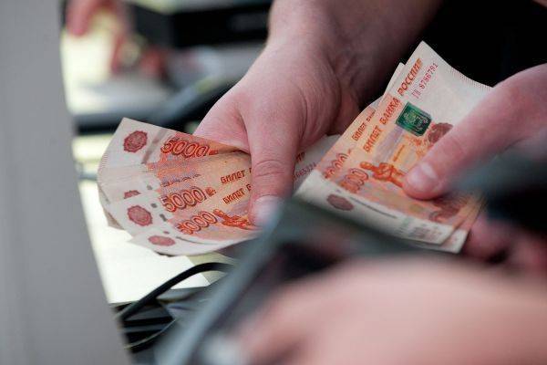 Опрос: Уклониться от уплаты налогов готова почти половина россиян - eadaily.com