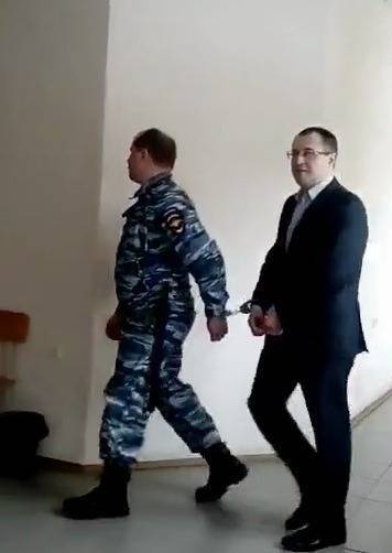 Суд спустя год изменил меру пресечения главе Чебаркуля, обвиняемому в коррупции - znak.com - Россия