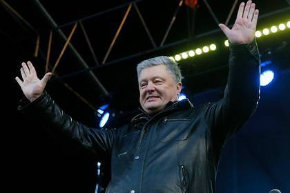 Петр Порошенко - Игорь Головань - Иван Гончар - Порошенко прогулял допрос и отправился на свою выставку картин - lenta.ru - Украина - Киев