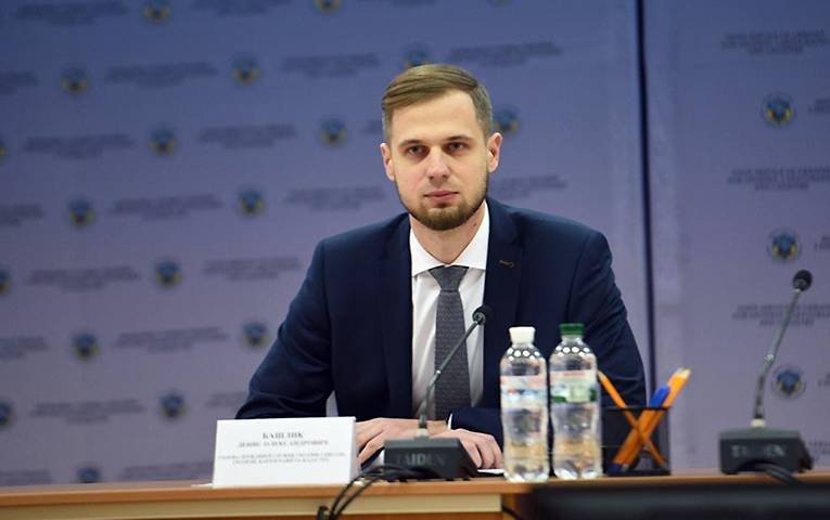 Правительство уволило главу Госгеокадастра - focus.ua - Украина