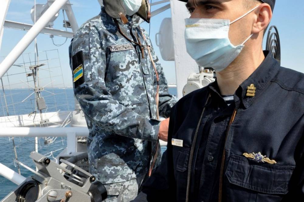 Украинские пограничники обнаружили корабли ЧФ РФ в районе газовых месторождений - vkcyprus.com - Россия