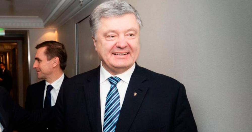 Петр Порошенко - Игорь Головань - Порошенко не пришел на допрос по делу о контрабанде картин - ren.tv - Украина