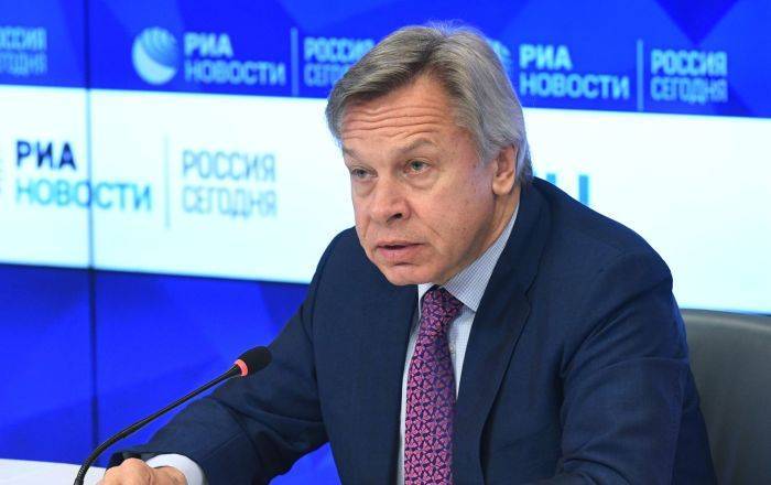 Ангела Меркель - Алексей Пушков - Пушков объяснил, почему Меркель не бросит "Северный поток - 2" - lv.sputniknews.ru - Россия - Германия - Берлин