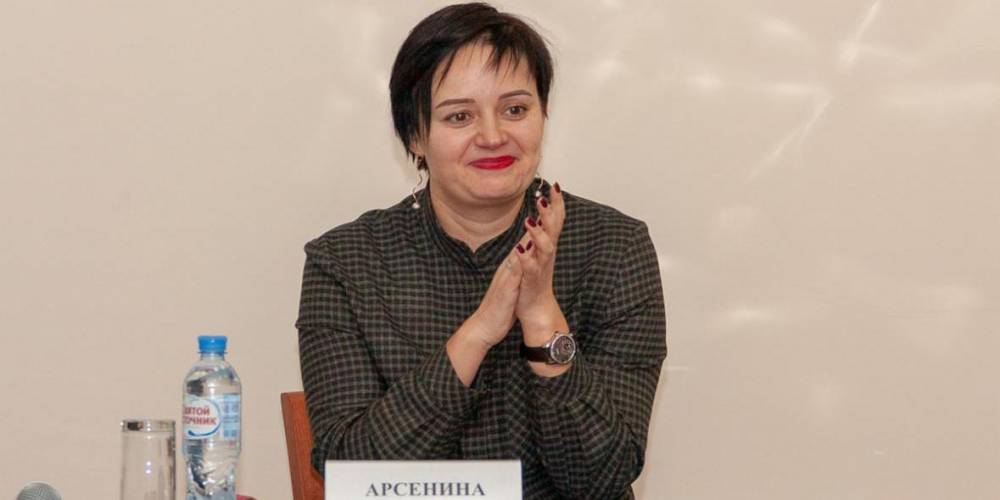 Владимир Сипягин - Призывавшую рожать вместо обучения чиновницу повысили - ruposters.ru - Владимирская обл.