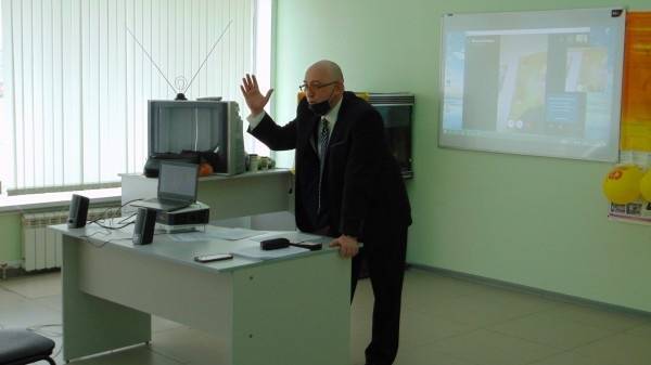 В Ноябрьске определён глава вновь созданного отделения "Справедливой России" - nakanune.ru - Россия - Ноябрьск