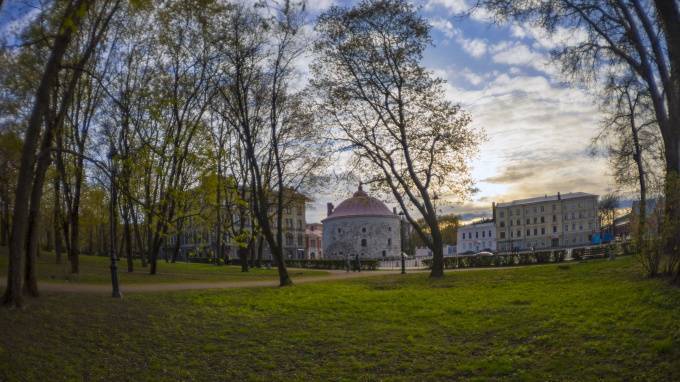 Александр Дрозденко - Выборгский район может перейти в ”желтую" зону по заболеваемости коронавирусом - piter.tv - р-н Выборгский - Выборг