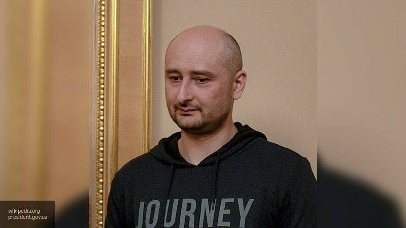 Аркадий Бабченко - "Эхо Москвы" в Самаре предоставило Бабченко эфир для русофобских высказываний - nation-news.ru - Москва - Россия - Украина - Киев - респ. Чечня - Самара