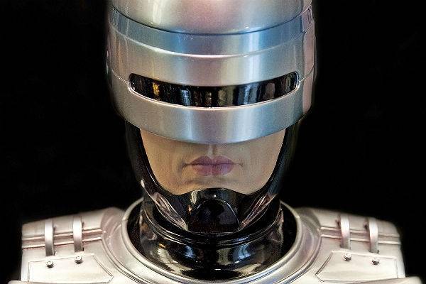 Стало известно, где после пандемии COVID-19 людей заменят роботы - trud.ru - Южная Корея - Сингапур