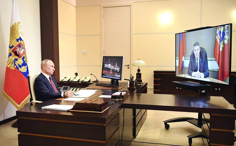 Владимир Путин - Александр Богомаз - Путин поддержал решение брянского губернатора идти на выборы - tvc.ru - Россия - Брянск - Брянская обл.