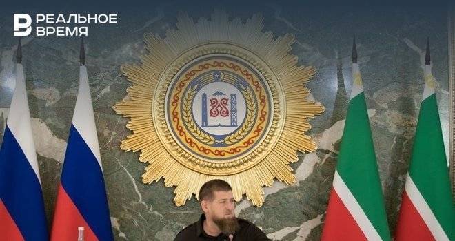 Рамзан Кадыров - Кадыров опубликовал фотографии с совещания по коронавирусу - realnoevremya.ru - Москва - респ. Чечня