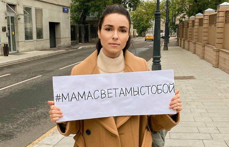 Ирена Понарошку обвинила чиновников в том, что те хотят разлучить маму-вегетарианку с ребенком - bloknot.ru - Ставрополье