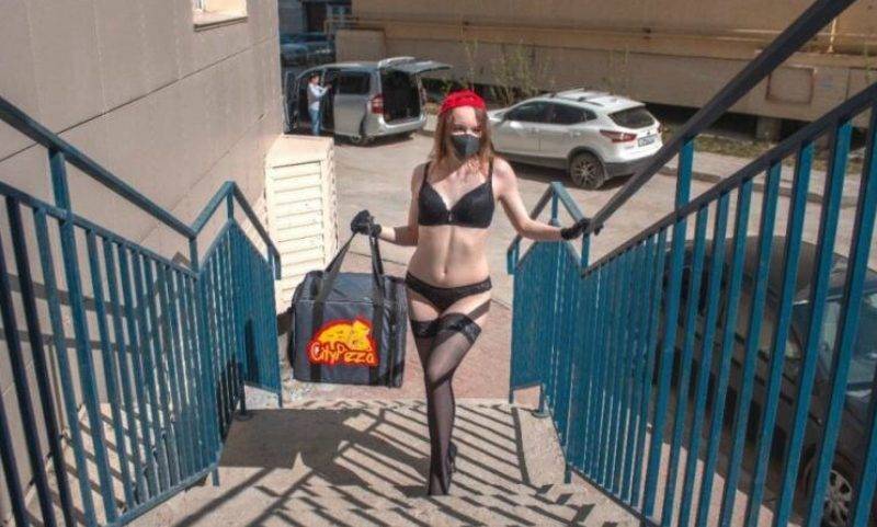 В Якутии пиццу начали доставлять стриптизерши в нижнем белье - bloknot.ru - респ. Саха - Якутск