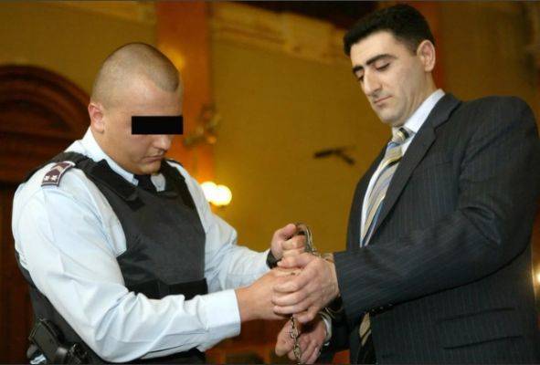 Ильхам Алиев - ЕСПЧ не увидел проблем в передаче «убийцы с топором» Венгрией Азербайджану - eadaily.com - Венгрия - Азербайджан