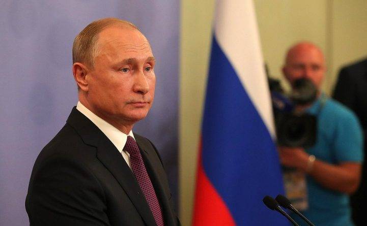 Сергей Шойгу - Владимир Путин - Путин заявил, что парад Победы в России перенесут на конец июня - usa.one - Россия - США - Бразилия