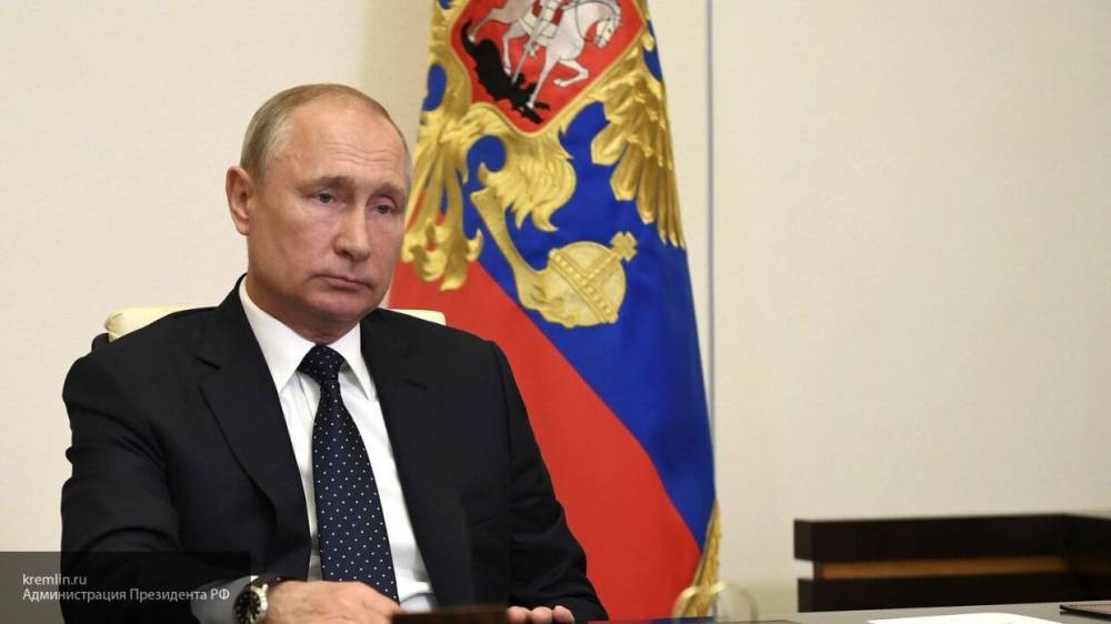 Евгений Зиничев - Путин швырнул шариковую ручку в ходе совещания по борьбе с паводками - inforeactor.ru - Россия