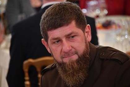 Рамзан Кадыров - Кадыров призвал медиков и силовиков забыть об отпуске и отдыхе - lenta.ru - респ. Чечня