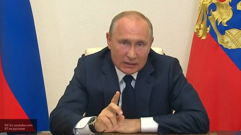 Владимир Путин - Евгений Зиничев - Путин швырнул ручку на стол во время совещания по ситуации с паводками и пожарами - polit.info - Россия