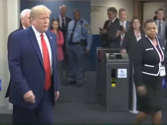 Дональд Трамп - Роберт Обрайен - Трамп пригрозил Пекину «мощным ответом» за действия против Гонконга - newtvnews.ru - Китай - США - Вашингтон - Гонконг - Гонконг - Пекин