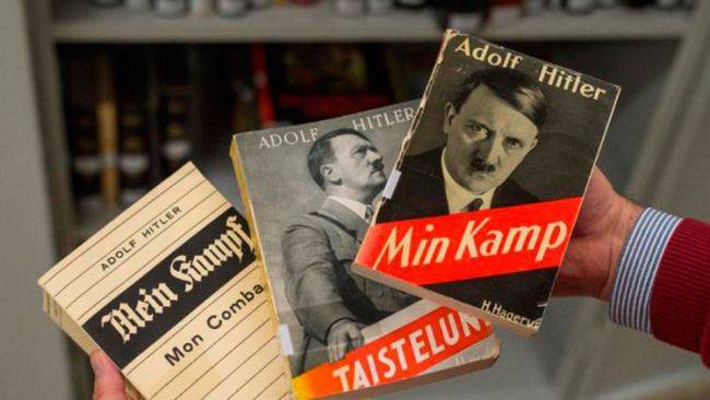 Адольф Гитлер - Милош Земан - Генрих Гиммлер - Чешские власти отреагировали на продажу календарей с нацистами - eadaily.com - Чехия