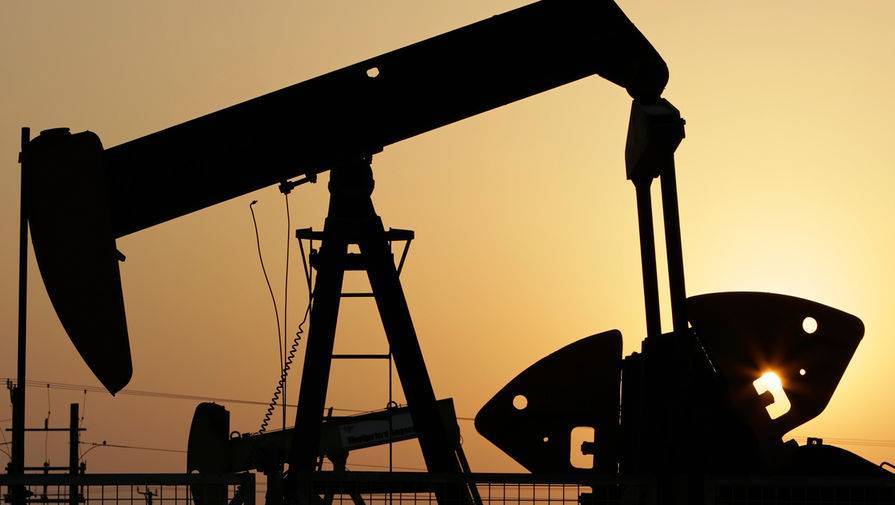 Казахстан в рамках ОПЕК+ снизил добычу нефти на месторождениях - gazeta.ru - США - Казахстан - Саудовская Аравия