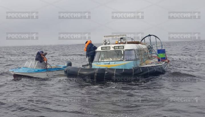 ЧП на воде: ямальские спасатели эвакуировали 14 человек - vesti.ru