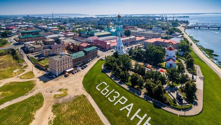 Дмитрий Азаров - Принимайте кардинальные меры: губернатор обеспокоен ростом коронавируса в Сызрани - vesti.ru - Самара