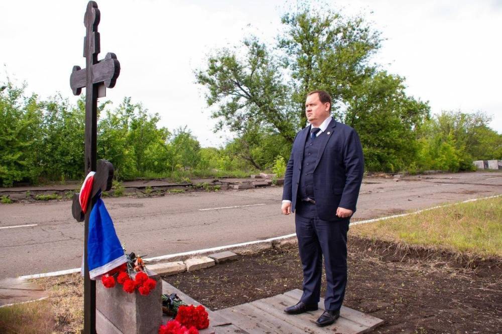 Алексей Муратов - В Донецке почтили память жертв украинской агрессии - politnavigator.net - Украина - Киев - ДНР - Донецк - Донбасс - Донецкая обл.