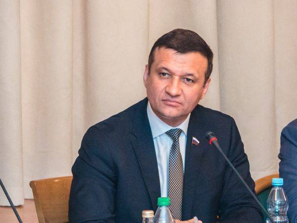 Дмитрий Савельев - Савельев: Азербайджан не заискивает ни перед кем - aze.az - Россия - Азербайджан