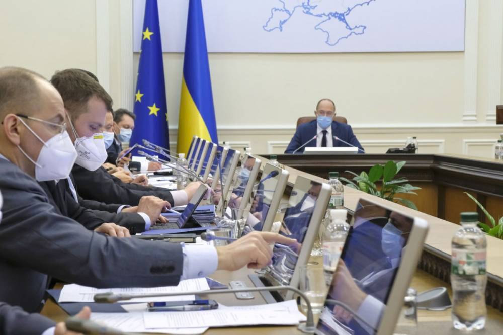 Алексей Гончаренко - Кабмин продлил запрет экспорта товаров противоэпидемиологического назначения до 1 июля - vkcyprus.com - Украина - Кабинет Министров